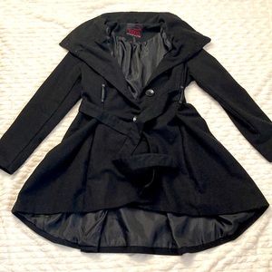 Yoki black belted Flare coat